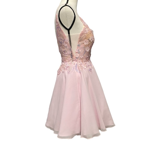 PromGirl Sheer-Bodice Floral Sequin Dress Size 4 - Picture 2 of 9